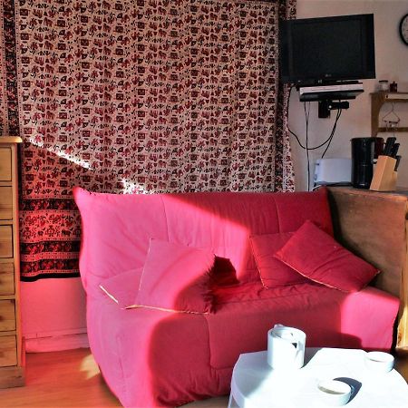 Studio Cosy A Risoul 1850 - 4 Couchages, Pied Des Pistes, Parking, Balcon - Fr-1-330-543 Eksteriør billede